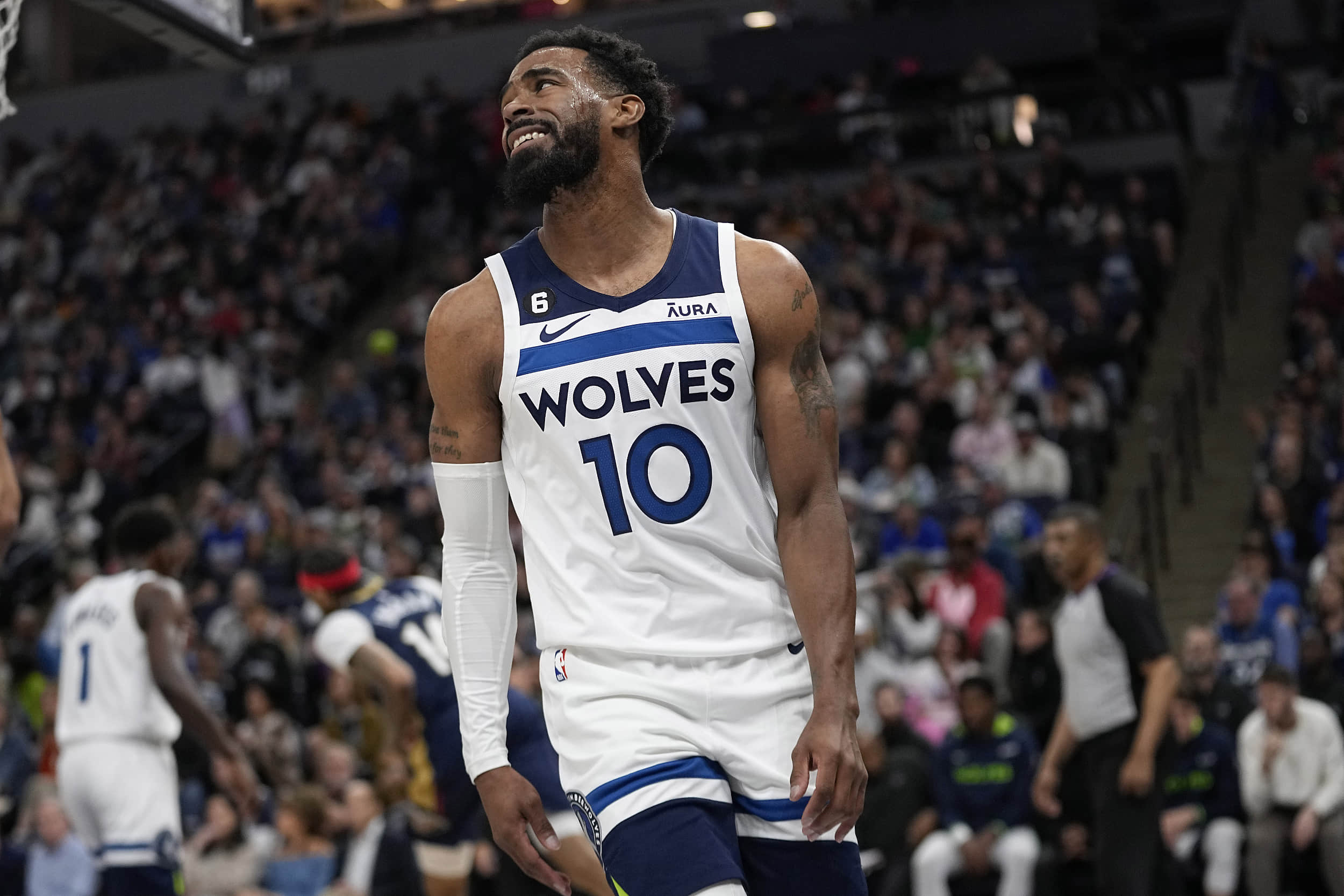 皮西利女友透露自己曾被前男友虐待：不要让别人控制你（皮西利女友自述曾遭前任施暴：别让他人操控你）