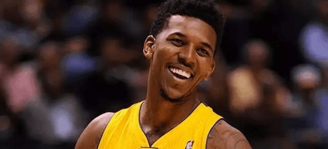 篮球篮网进攻端突然断电，惨遭逆转（篮网进攻短路，痛失好局遭逆转）